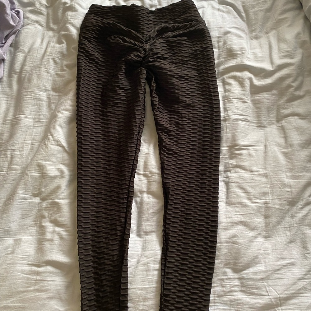 TikTok butt lifting leggings